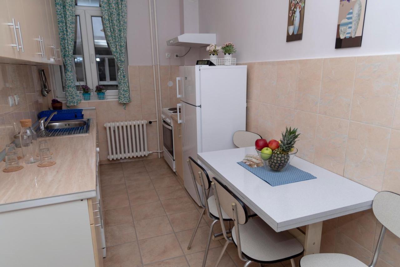 Sweet House Trg Apartment Belgrade Luaran gambar